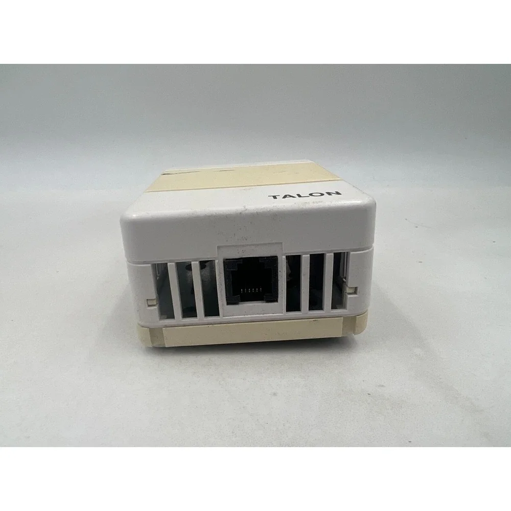 Siemens — QFA3060.WTU Relative Humidity And Temperature Room Sensor